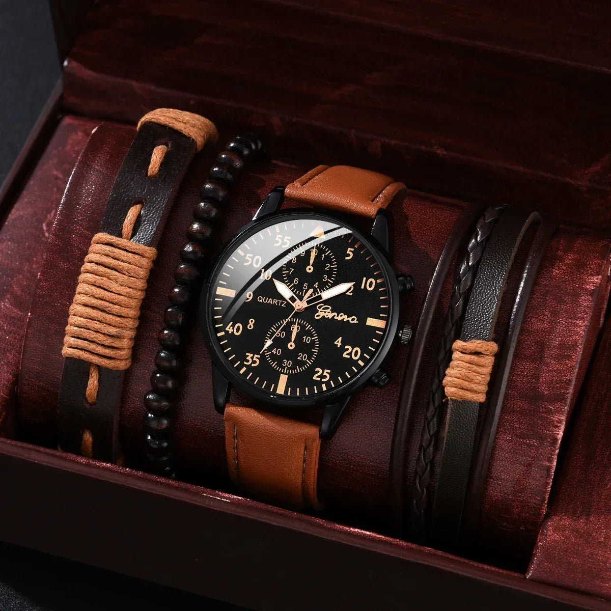 Quartz Wristwatch with Leather Bracelet