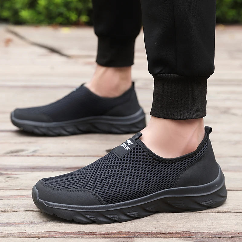 2023 Men's Lightweight Casual Slip-On Sneakers